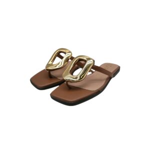 Sandalias planas marón con detalle dorado cuero